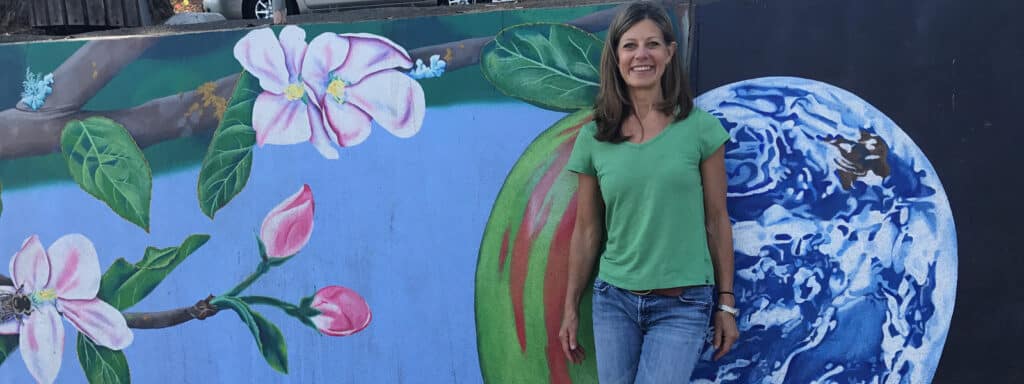 Holly Woods is the author of The Golden Thread, a book about finding and living your purpose.