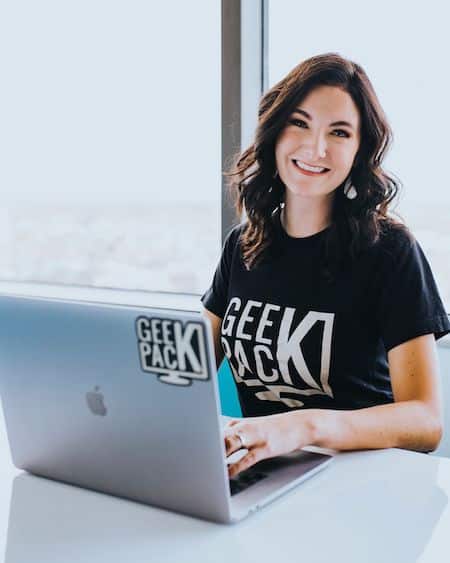 Julia Taylor, GeekPack, woman in front of a laptop