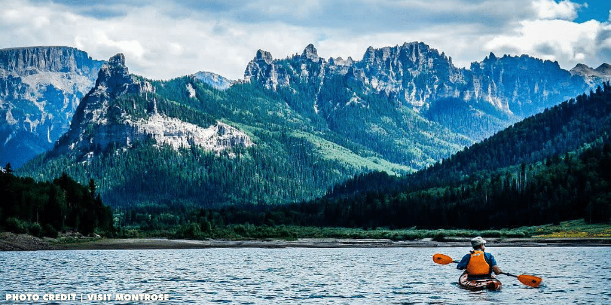 Alt-Space in Montrose, photo: Visit Montrose, photo of man kayaking on lake